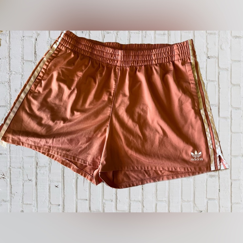 Adidas women’s blush pink shorts size XL